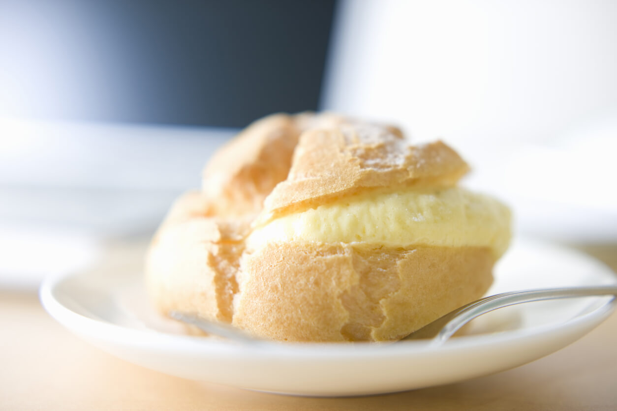 Easy Cream Puffs Recipe | Sauder's Eggs